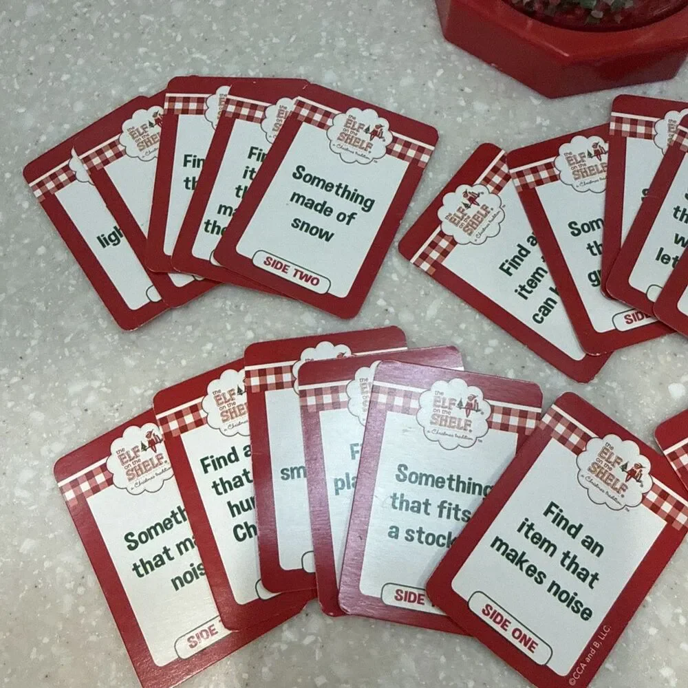 Find It ELF ON THE SHELF A Contained Adventure Search Game in Tube & 22 CARDS